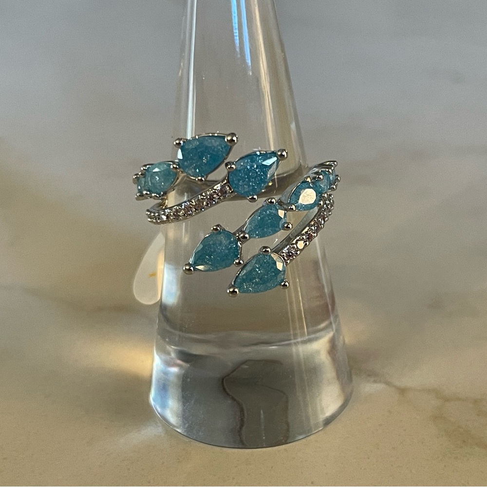 Blue Teardrop Crystal Spiral Ring - Women's Fashion Ring